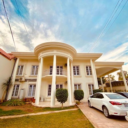 Shelton'S Rezidor House Hotel เปชาวาร์ ภายนอก รูปภาพ